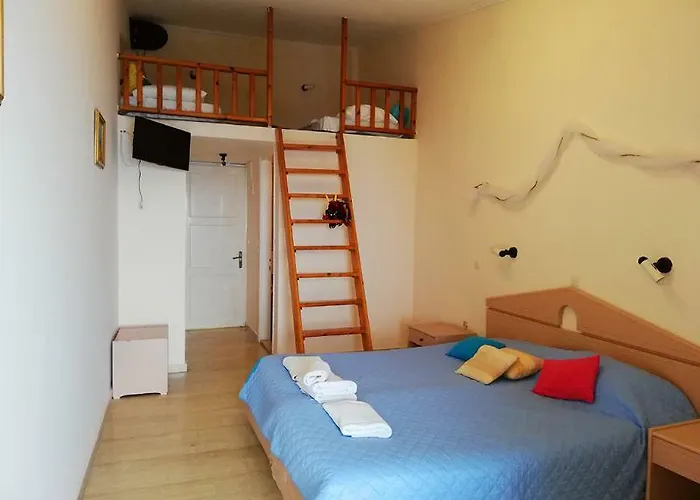 Karina 2* Benitses (Corfu)