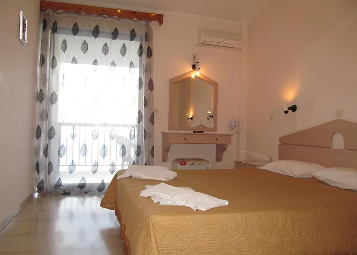 Karina Hotel Benitses (Corfu)