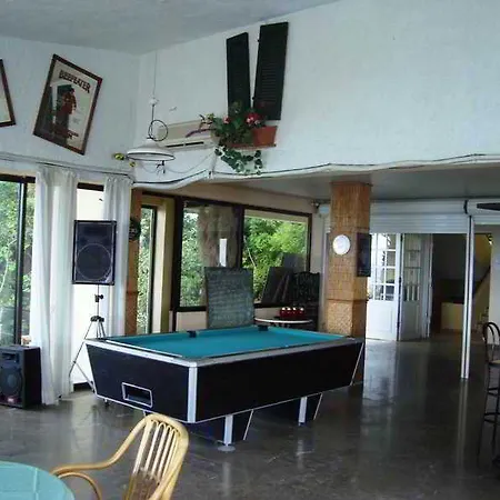 Hotel Karina Benitses (Corfu)