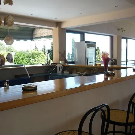 Karina 2* Benitses (Corfu)