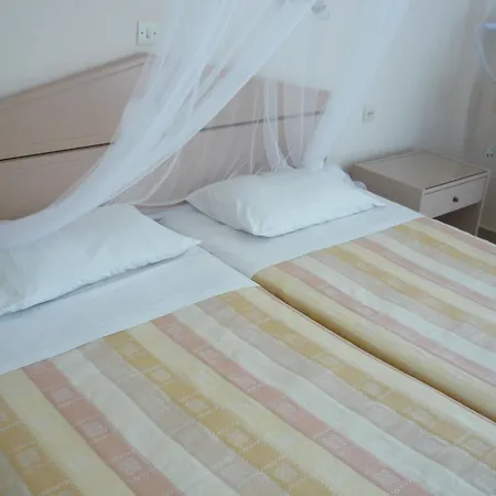 Hotel Karina Benitses (Corfu)