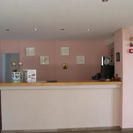 Karina 2* Benitses (Corfu)