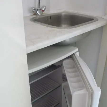 Hotel Karina 2*