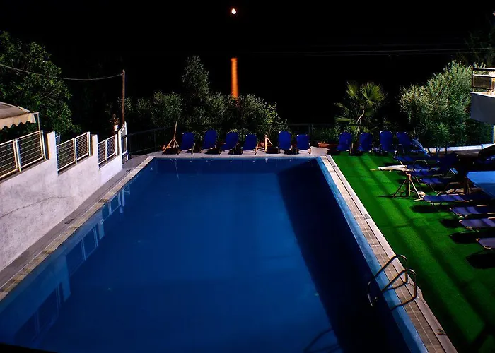 Hotell Karina 2*