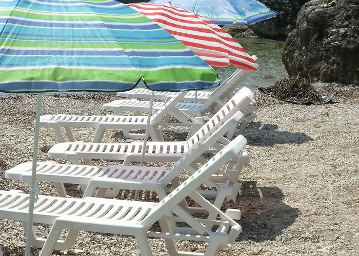 Karina Hotell Benitses (Corfu)